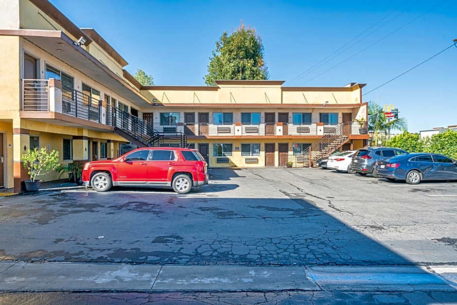 Starlight Inn South El Monte