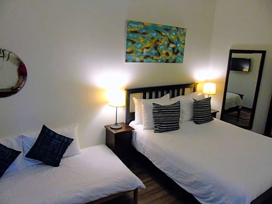 Rumah Putih B&B near KLIA