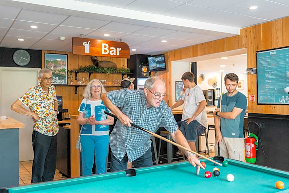 Auberge de Jeunesse de La Roche - Champlon