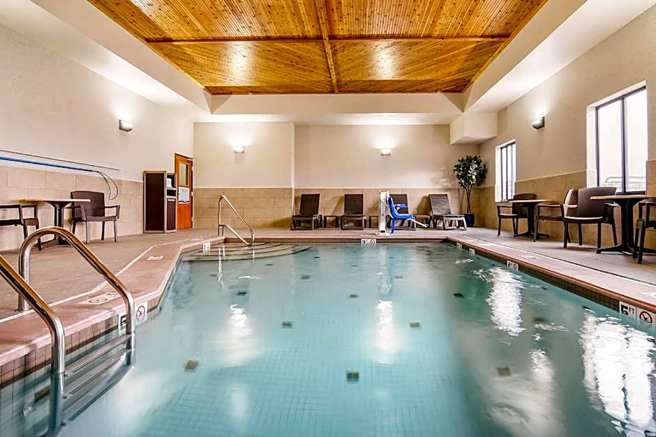 Comfort Inn & Suites Independence