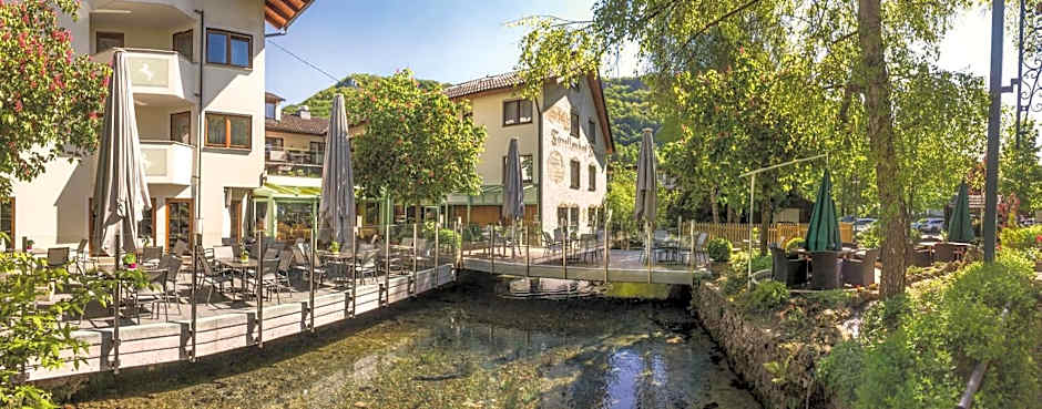 Forellenhof Rossle Hotel & Restaurant