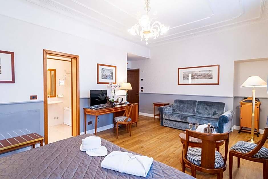 Strozzi Palace Hotel