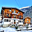 The Castle, 10 Bedroom Chalet, Chamonix Centre