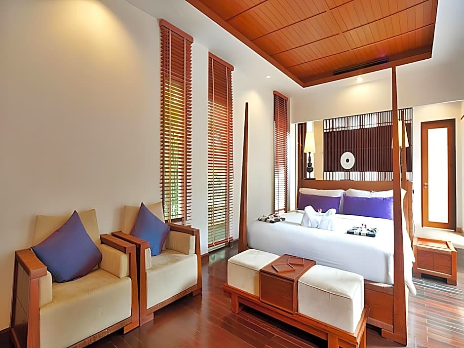 Sea Front Pool Villas by The Sarann