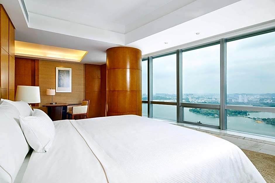 The Westin Nanjing Xuanwu Lake