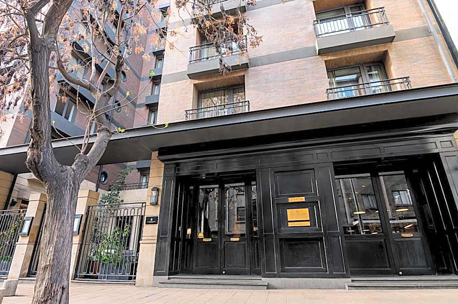 The Singular Santiago