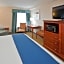 Holiday Inn Express Hotel & Suites Fredericksburg