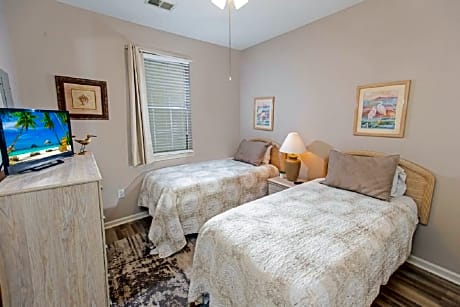 Two-Bedroom Villa Swing King
