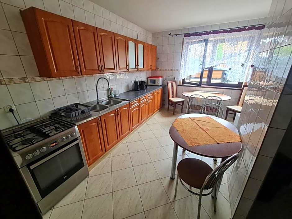 Małe Ciche uAntosi, Blisko Wyciągu Narciarskiego i SKY WALK Serce Poronina, Idealne miesce na wypad w góry -rusinowa polana-zgorzelisko-tarasówka-palenica-morskie oko