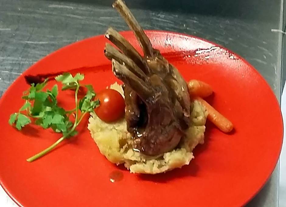 L'ALCOVE HOTEL RESTAURANT