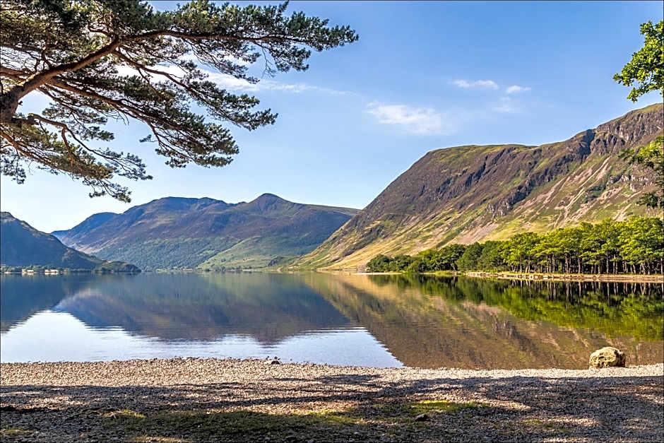 The Courtyard, 4 - Bed, Sleeps 6, Pets Welcome