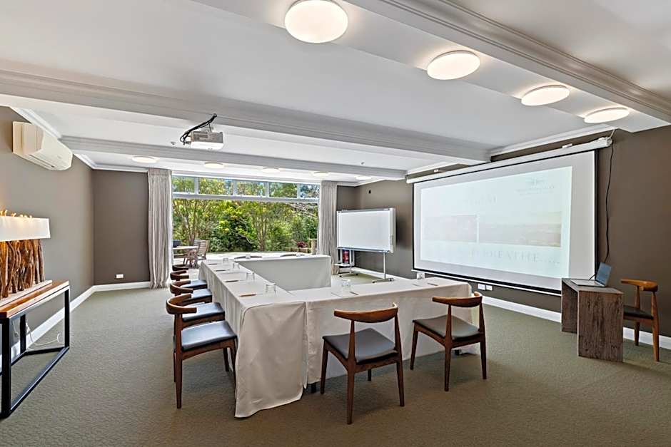 Woodhouse Mountain Lodge
