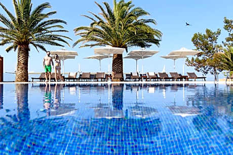 Alexandra Beach Spa Resort