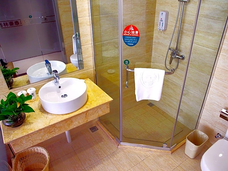 GreenTree Inn Jiangsu Nantong Qidong Bus Station Express Hotel