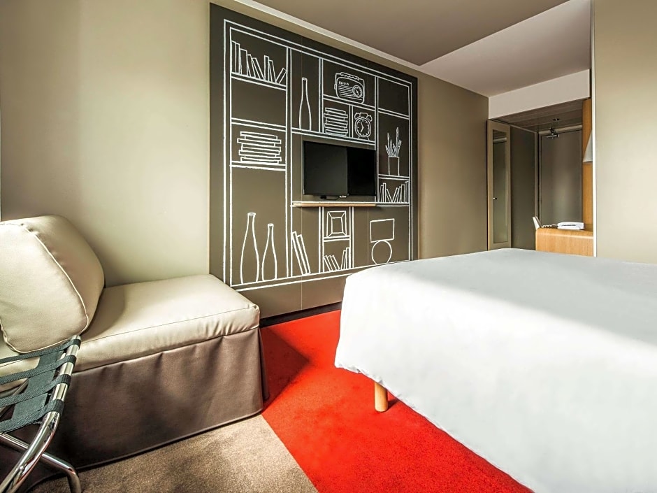 ibis Nanterre La Defense
