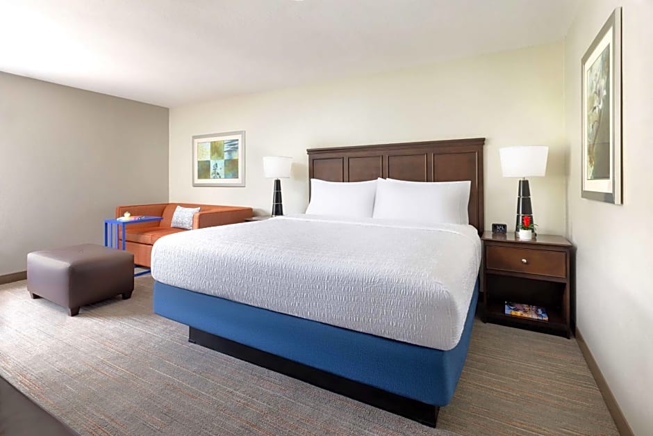 Hampton Inn By Hilton Naples-Central, Fl