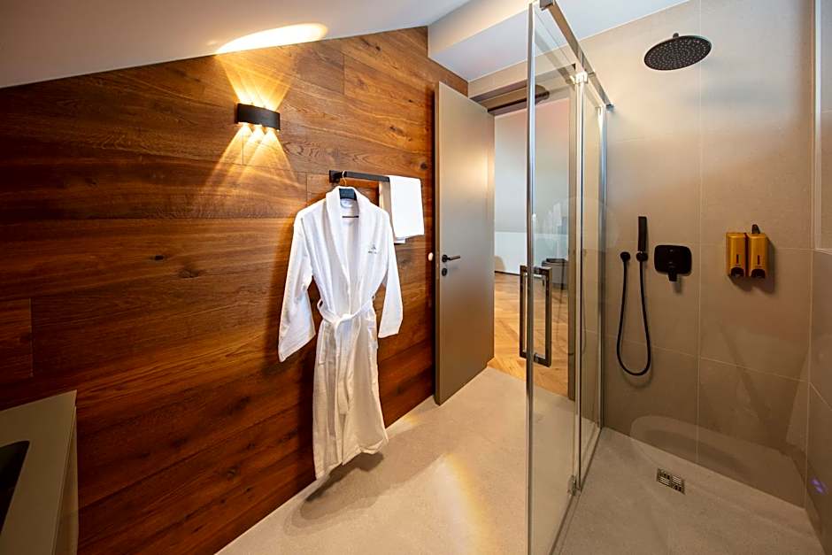BERG & BERG HOTEL - Kerns Self-Check-in