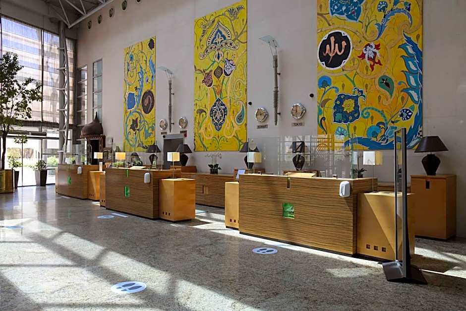 Holiday Inn - Suites Kuwait Salmiya by IHG