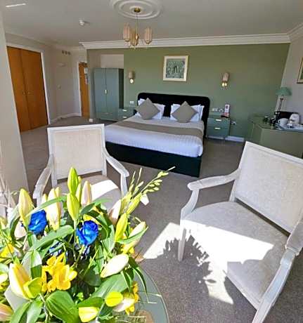 Legends Hotel