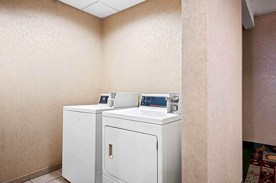 Best Western Annawan Inn