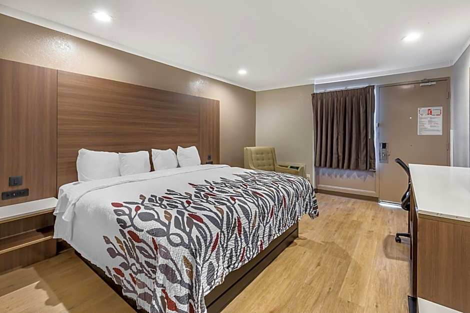 Red Roof Inn Raleigh Northeast - Downtown