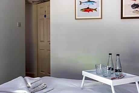 Standard Single Room with Shower