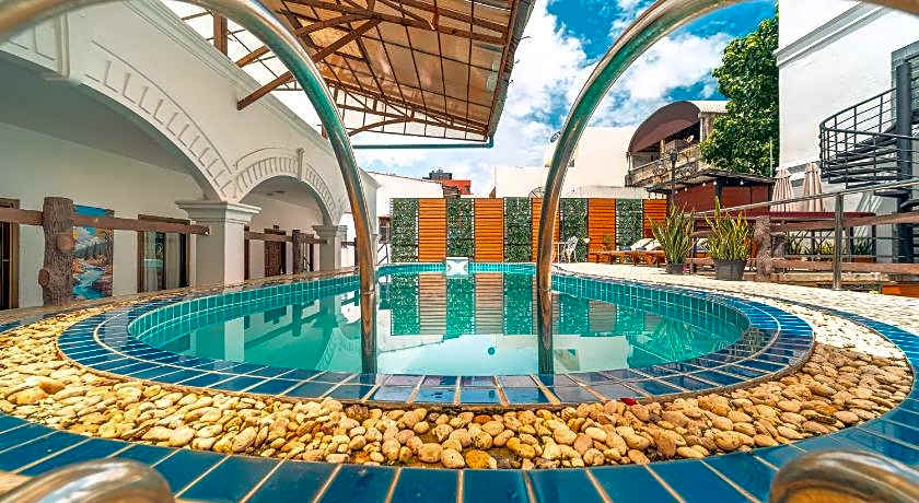 Mali Namphu Hotel