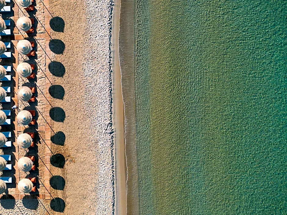 Golden Milos Beach Ηouse by Domotel