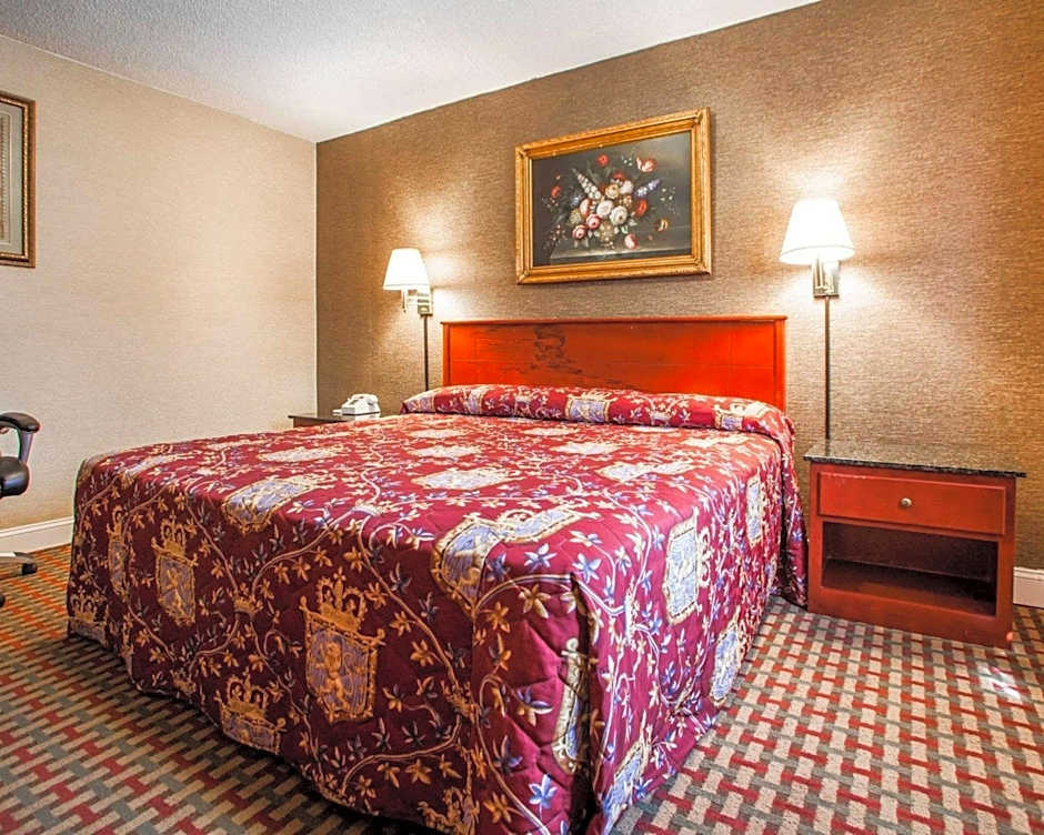 Rodeway Inn Paterson Great Falls Park Area