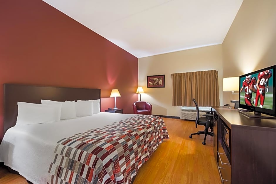 Red Roof Inn Hendersonville