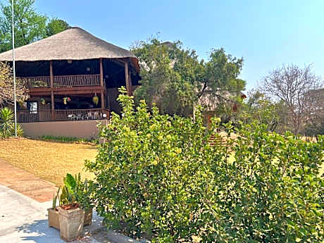 Motozi Lodge