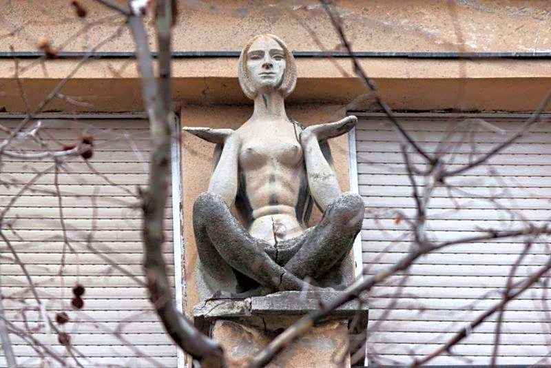 Cargo Rooms and Apartment