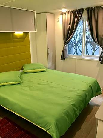 One-Bedroom Mobile Home