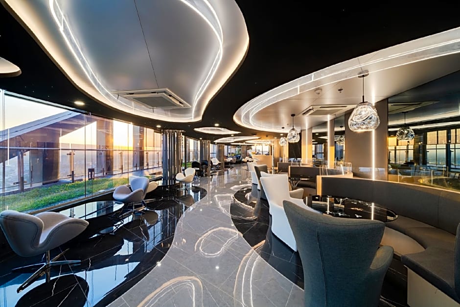 Oakwood Suites Tiwanon Bangkok