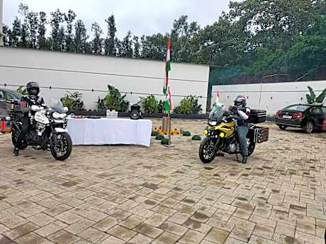 HOTEL THE ROYAL SHALIMAR