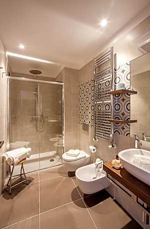 Double or Twin Room with View