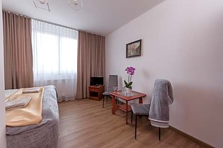 Superior Double or Twin Room with Mountain View