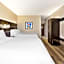 Holiday Inn Express Detroit-Warren/General Motors Technology Center By IHG