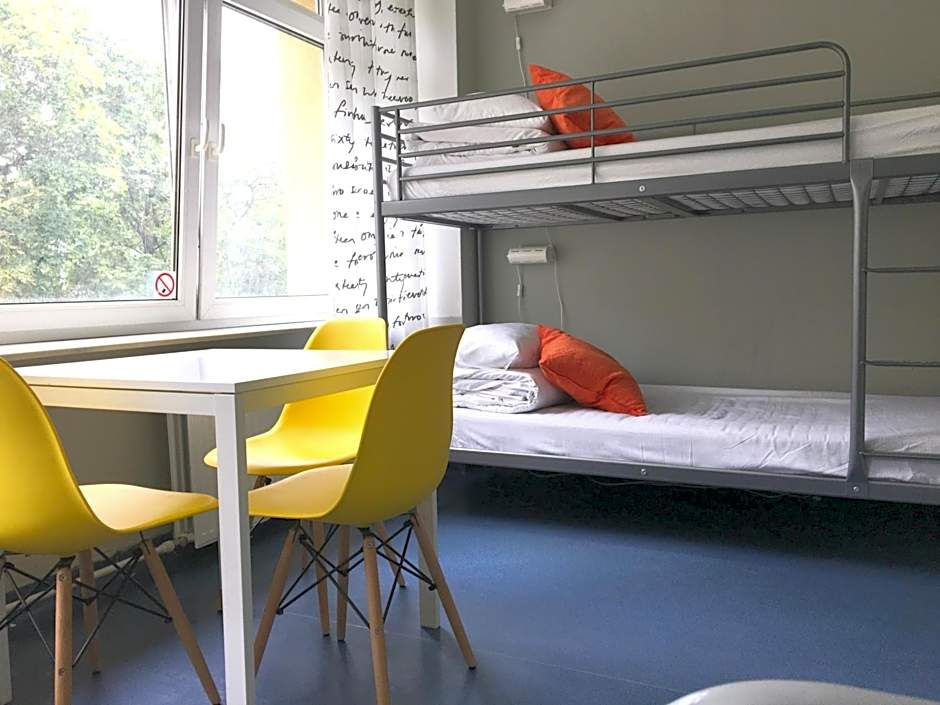 Cloud Hostel