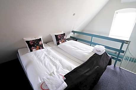 Apartment - Split Level