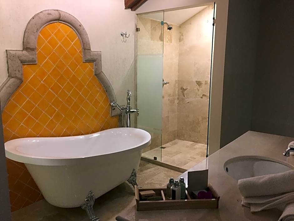 Hotel Lindo Ajijic Bed & Breakfast