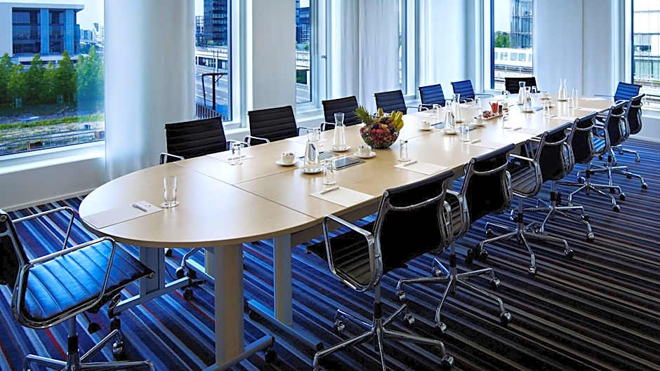 Crowne Plaza Copenhagen Towers By IHG