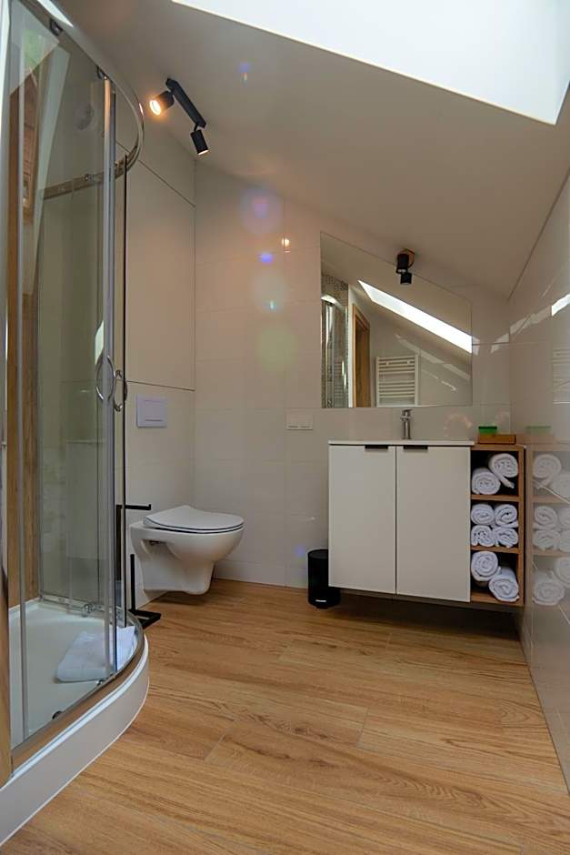 Willa i Wzgórze Jerrego Apartamenty i pokoje z widokiem na góry