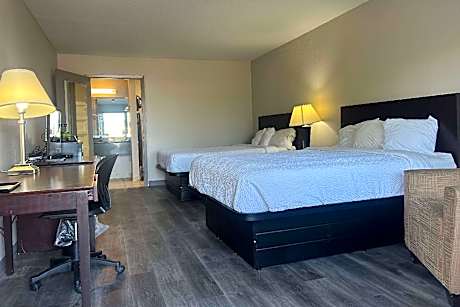 2 Queen Beds Non-Smoking