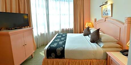 Deluxe Queen Room