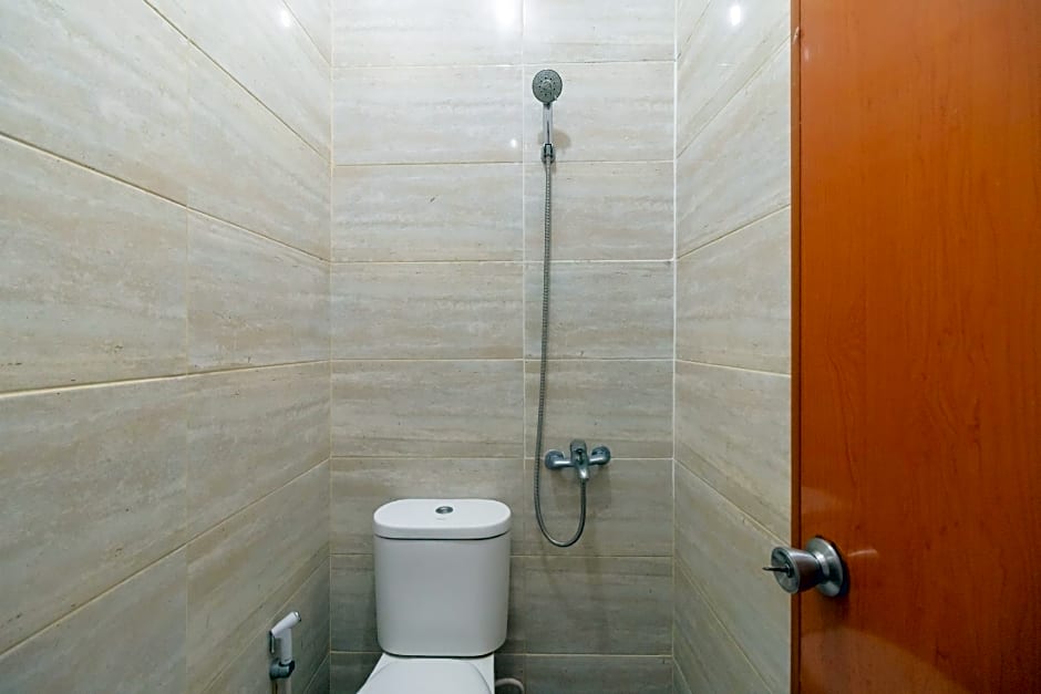 RedDoorz @ Tondano Benhil