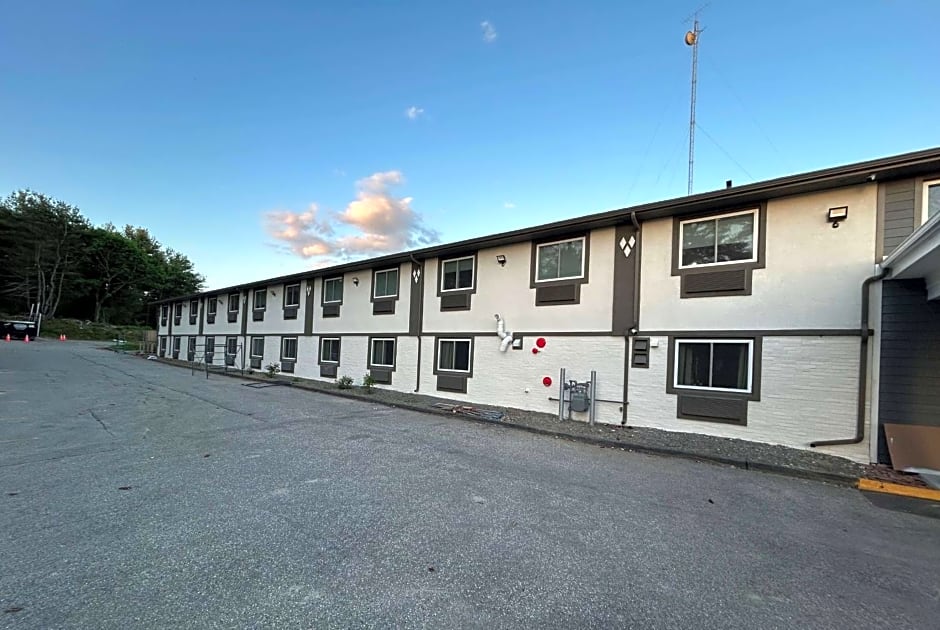 Super 8 by Wyndham Lewiston Auburn Area
