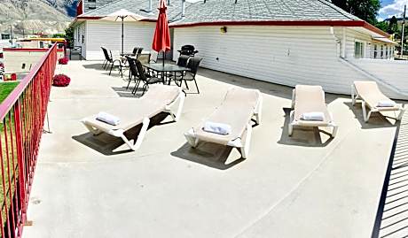 King Room with Spa Bath