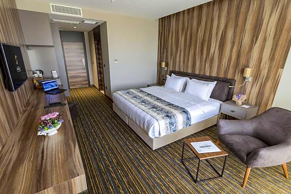 Shimall Hotel