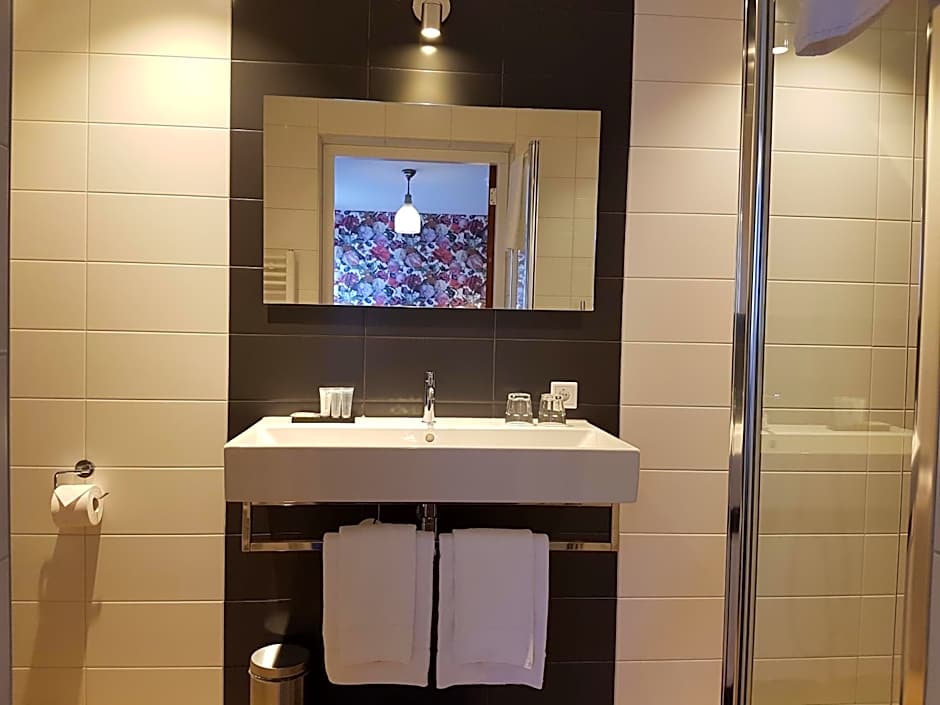 Rijksmonument Hotel de Sprenck - including free private parking